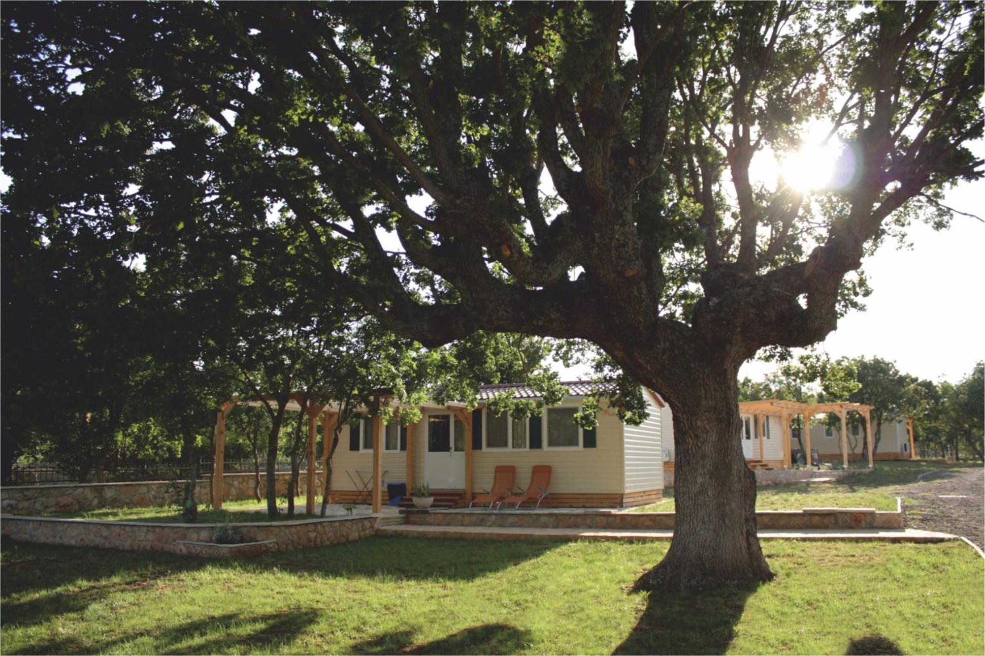 Micanovi Dvori Mobile Home Village Zrmanja Obrovac Exterior foto